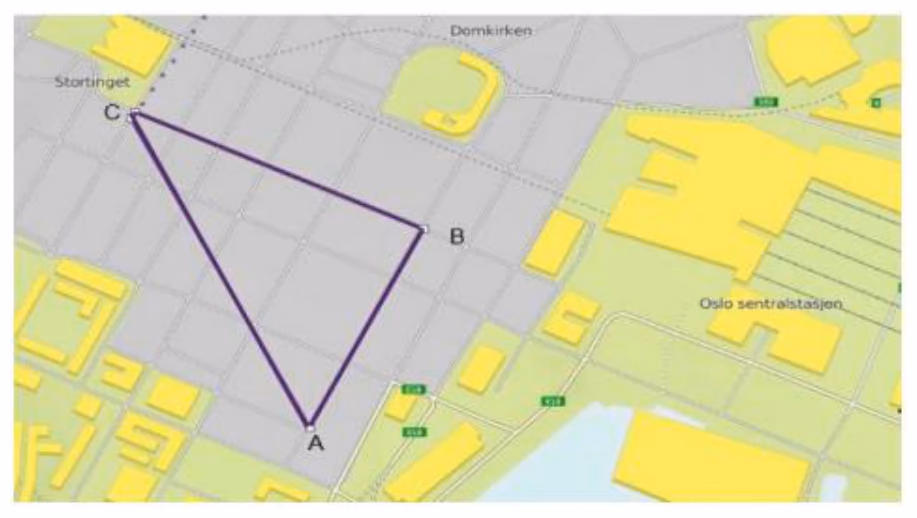 Kart over en del av Oslo sentrum med den rettvinklede trekanten ABC mellom Stortinget (C), B og A